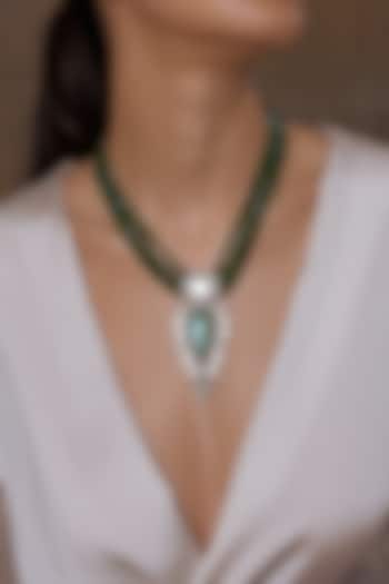 Gold Finish Kundan Polki & Deep Green Stone Necklace by Joules By Radhika at Pernia's Pop Up Shop