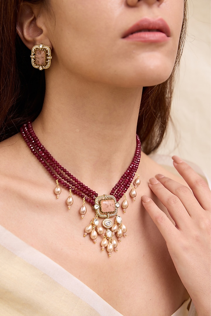 Gold Finish Maroon Beaded & Pearl Pendant Necklace Set by Joules By Radhika at Pernia's Pop Up Shop