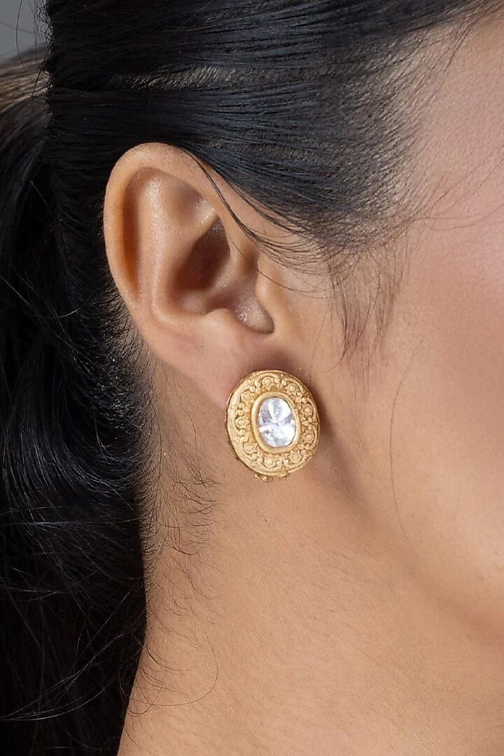 Gold Finish Stone Necklace Set by Joules By Radhika at Pernia's Pop Up Shop