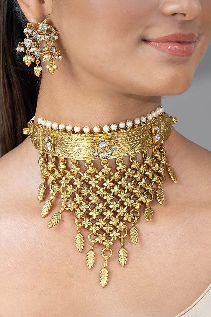 Gold Finish Stone Necklace Set by Joules By Radhika at Pernia's Pop Up Shop