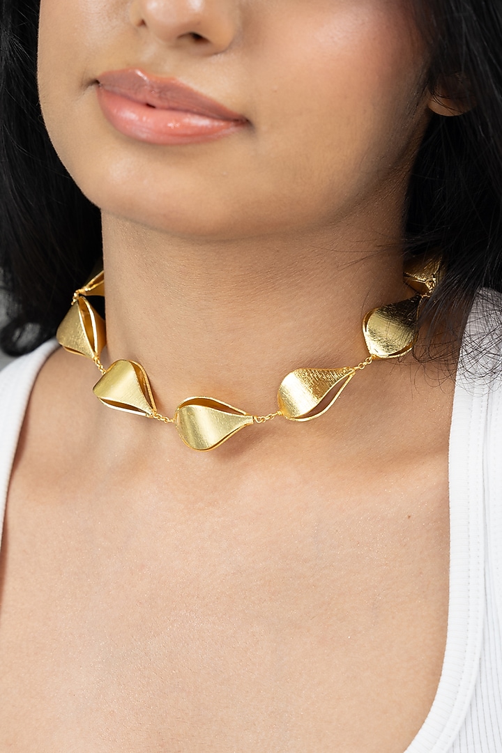 Gold Finish Brass Nivara Necklace by Joules By Radhika at Pernia's Pop Up Shop