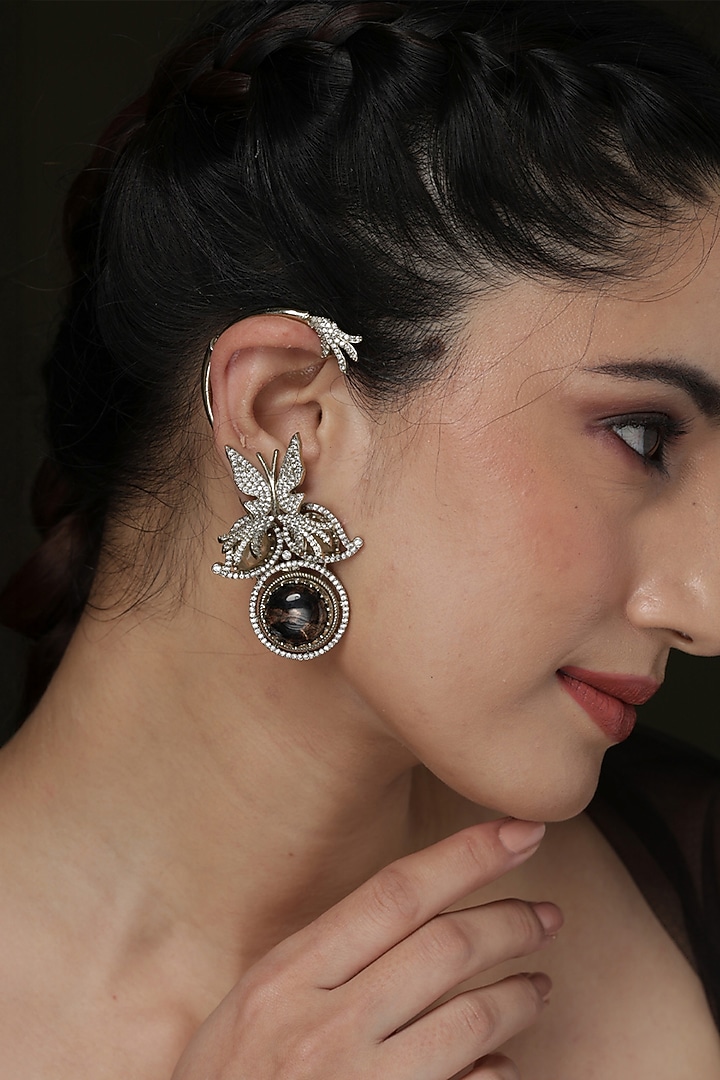 Gold Finish Black Gemstone Detachable Floral Ear Cuffs by Joules By Radhika at Pernia's Pop Up Shop