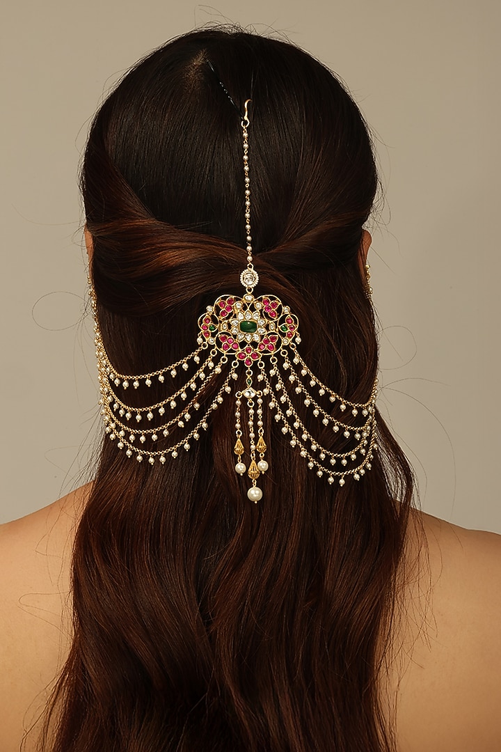 Gold Finish Brass Tanishvi Hair Brooch With Chain by Joules By Radhika at Pernia's Pop Up Shop