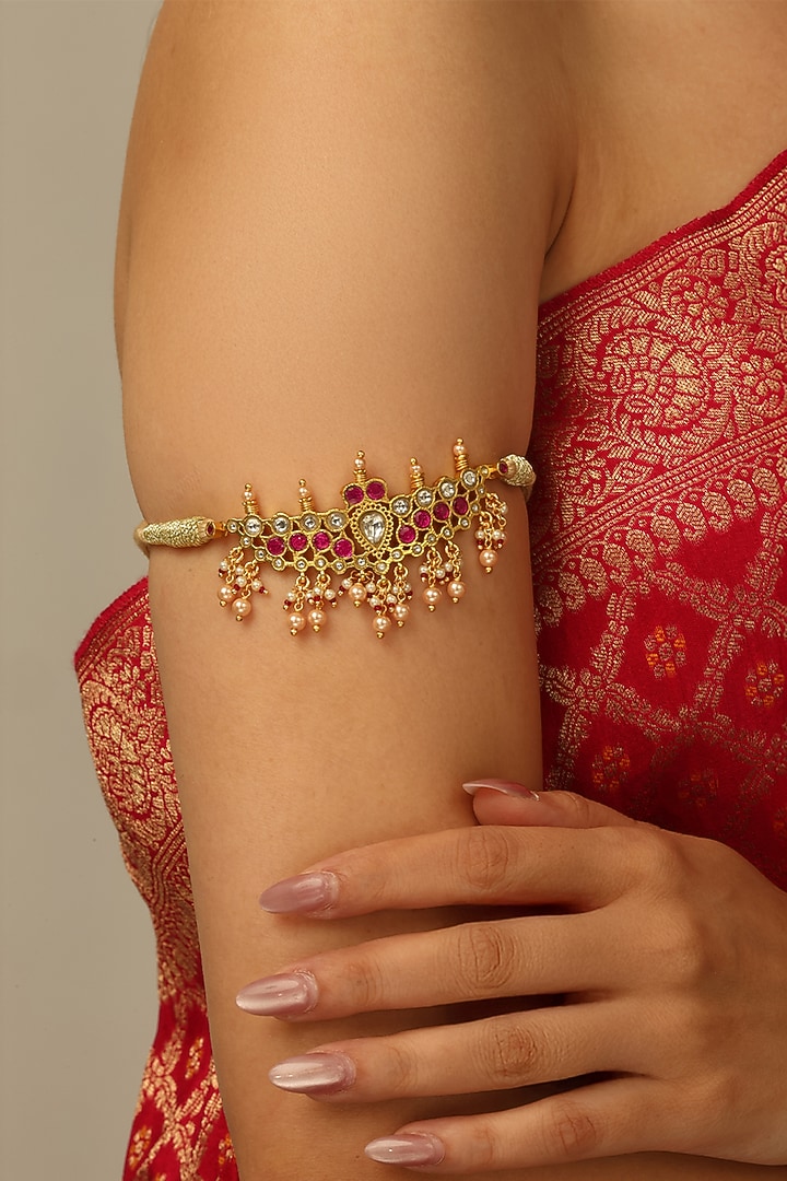 Gold Finish Kundan Polki & Red Stone Aavira Armlet by Joules By Radhika at Pernia's Pop Up Shop