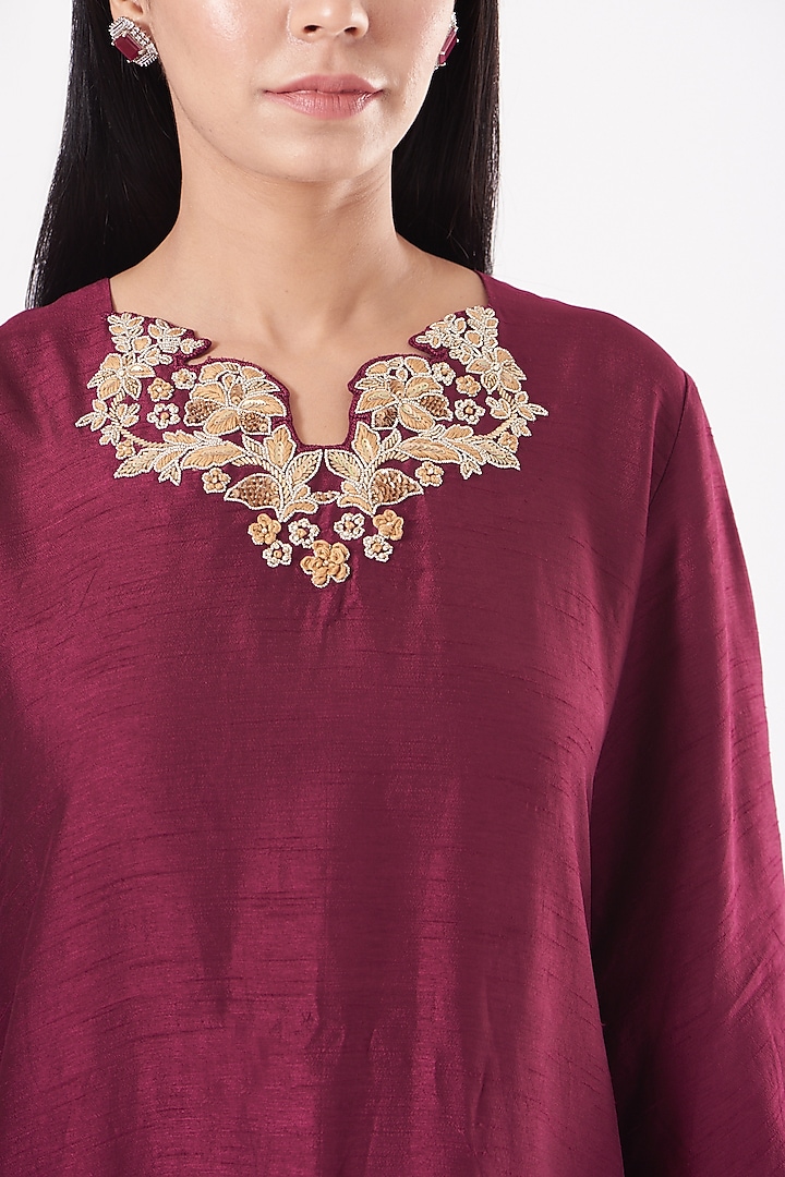 Wine Hand Embroidered Kurta by July at Pernia's Pop Up Shop