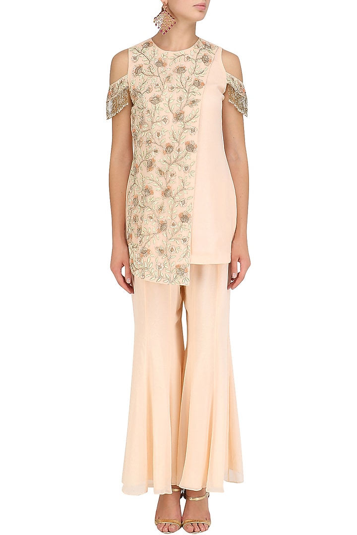 Peach floral embroidered kurta and sharara pants set available only at Pernia's Pop Up Shop.