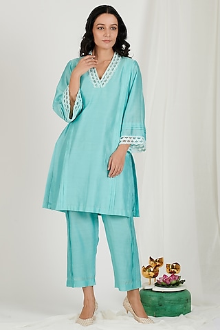 Aqua Chanderi Kurta Set by Jdang