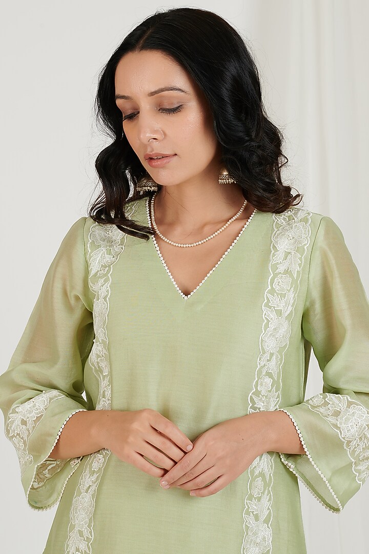 Mint Green Embroidered Kurta Set by Jdang at Pernia's Pop Up Shop