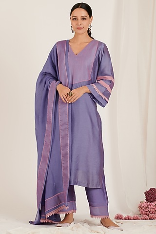 Lavender & Pink Chanderi Kurta Set by Jdang
