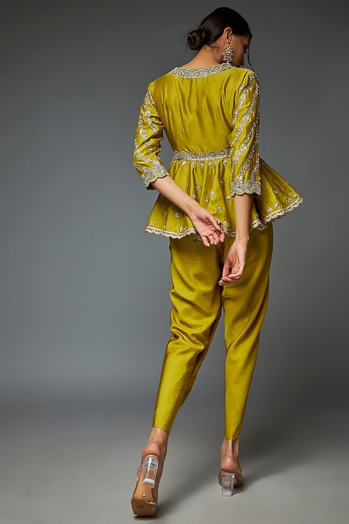 Mustard Chanderi & Twill Dhoti Set by Jayanti Reddy at Pernia's Pop Up Shop