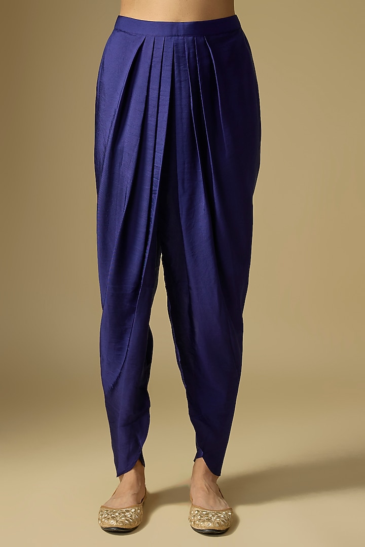 Purple Silk Embroidered Kurta Set by Jayanti Reddy at Pernia's Pop Up Shop