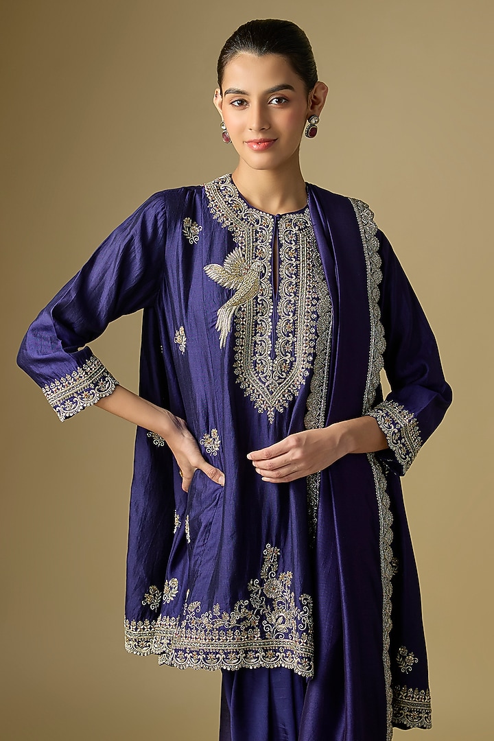 Purple Silk Embroidered Kurta Set by Jayanti Reddy at Pernia's Pop Up Shop
