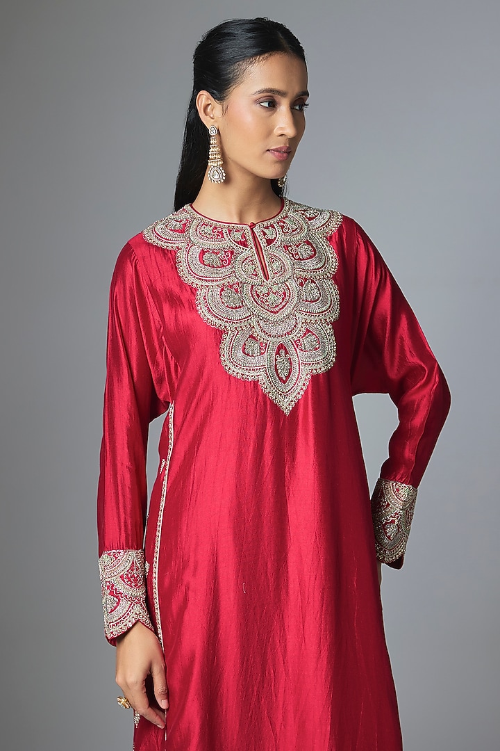 Red Silk Zardosi Embroidered Kurta Set by Jayanti Reddy at Pernia's Pop Up Shop