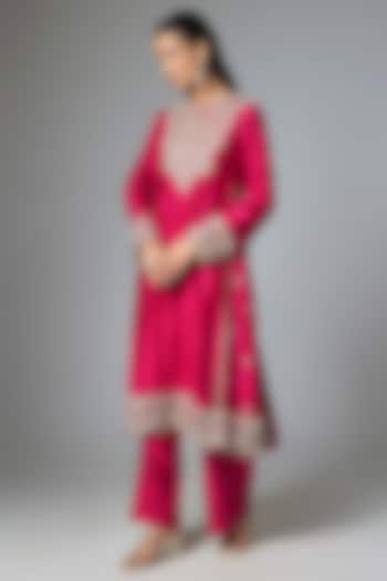 Pink Silk Zardosi Embroidered Kurta Set by Jayanti Reddy at Pernia's Pop Up Shop