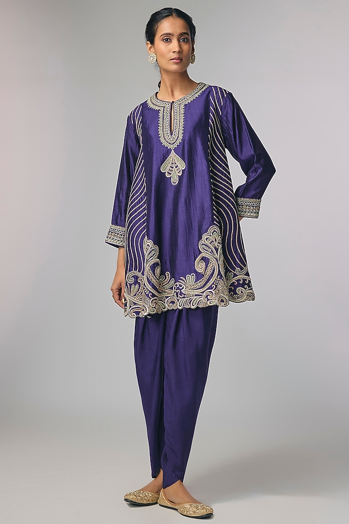 Purple Silk Zardosi Work Kurta Set by Jayanti Reddy at Pernia's Pop Up Shop