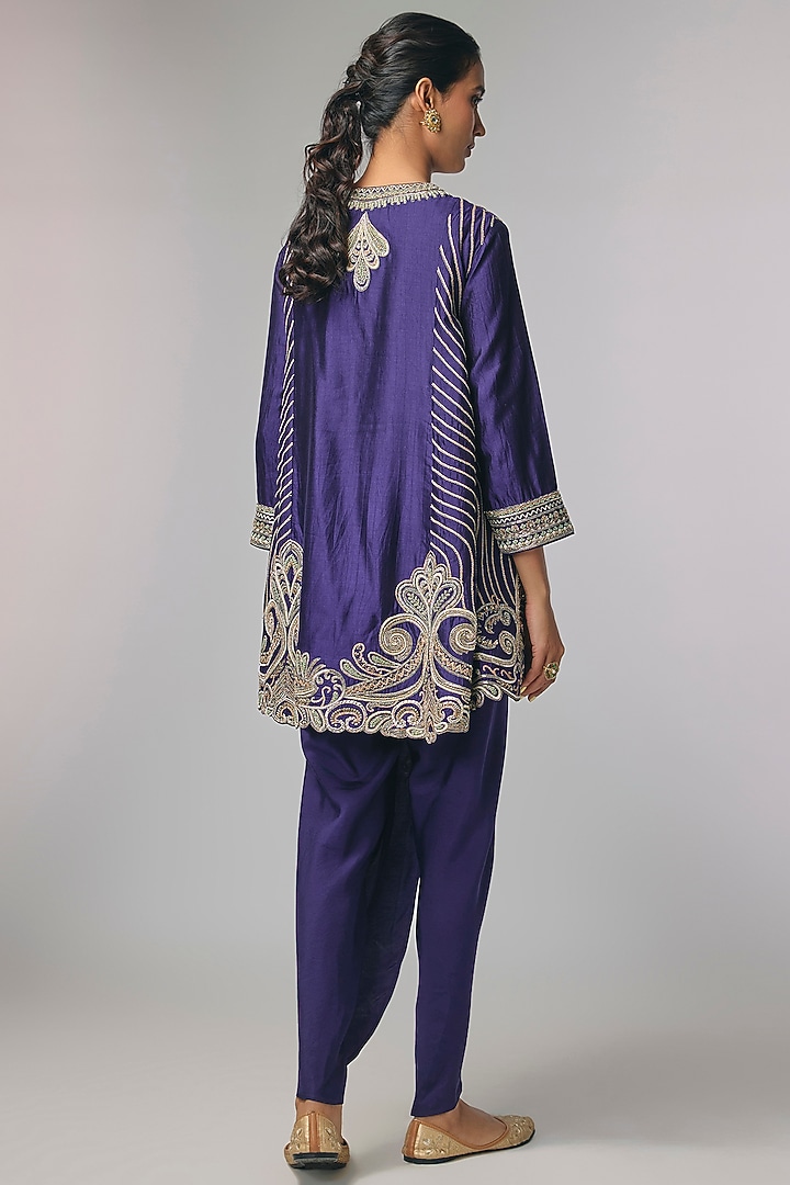 Purple Silk Zardosi Work Kurta Set by Jayanti Reddy at Pernia's Pop Up Shop