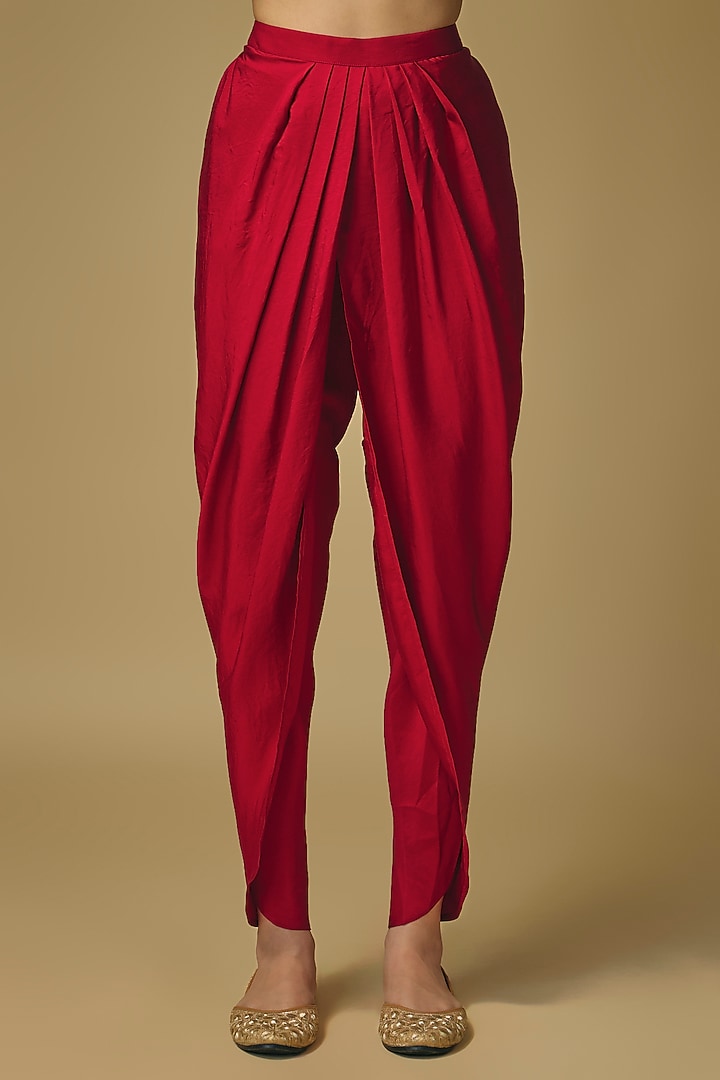 Red Silk Zardosi Work Kurta Set by Jayanti Reddy at Pernia's Pop Up Shop
