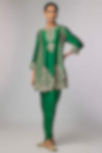 Bottle Green Silk Zardosi Work Kurta Set by Jayanti Reddy at Pernia's Pop Up Shop
