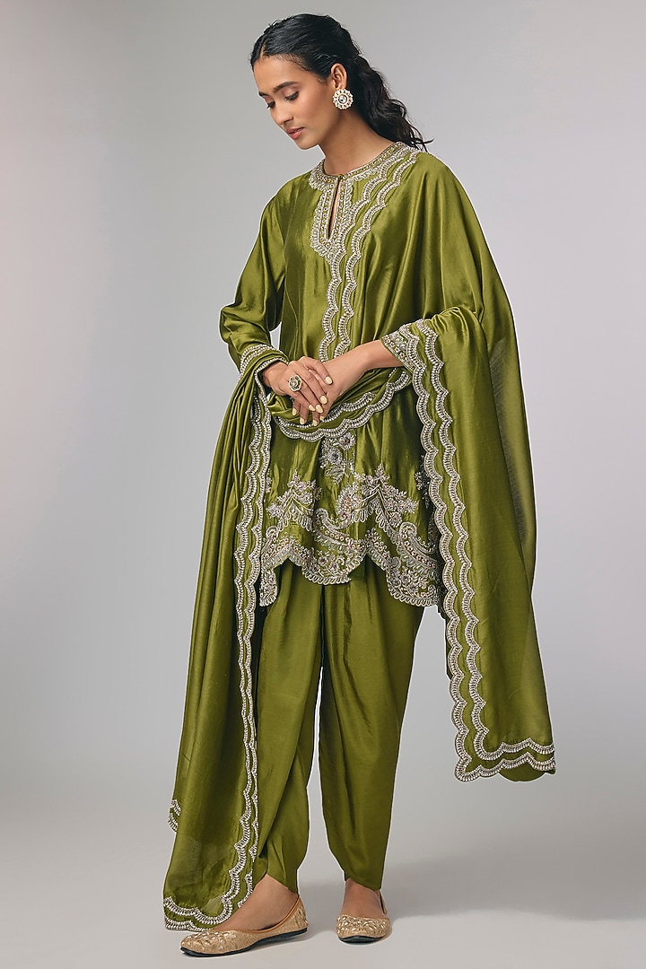 Olive Green Silk Zardosi Work Kurta Set by Jayanti Reddy at Pernia's Pop Up Shop