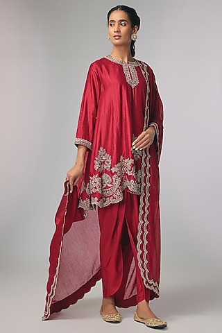 Red Silk Zardosi Work Kurta Set by Jayanti Reddy