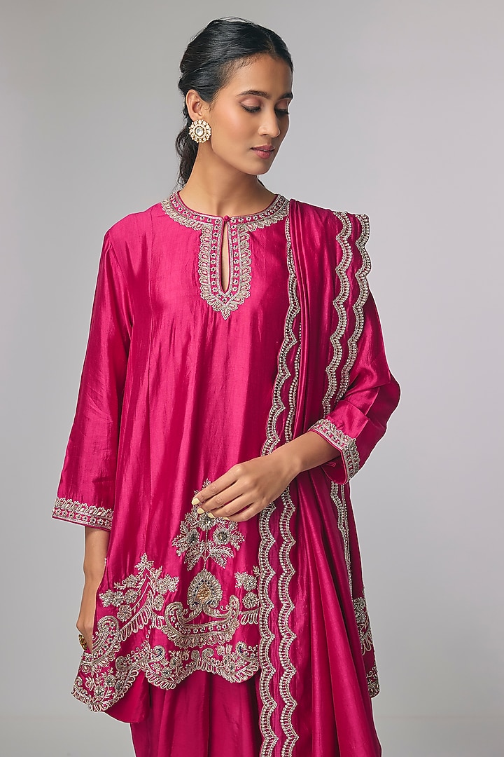 Pink Silk Zardosi Work Kurta Set by Jayanti Reddy at Pernia's Pop Up Shop
