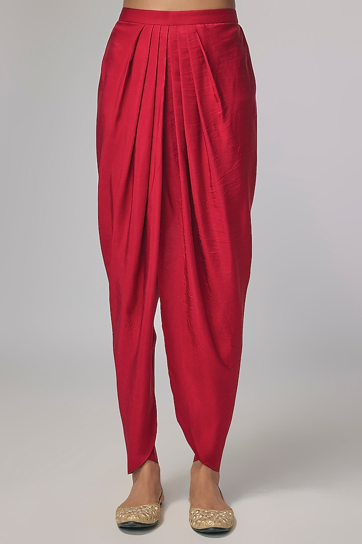 Red Silk Zardosi Work Kurta Set by Jayanti Reddy at Pernia's Pop Up Shop