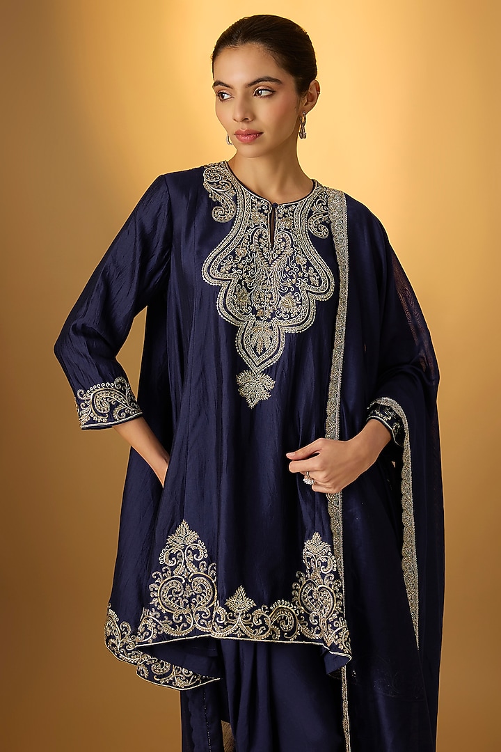 Purple Silk Zardosi Embroidered Kurta Set by Jayanti Reddy at Pernia's Pop Up Shop