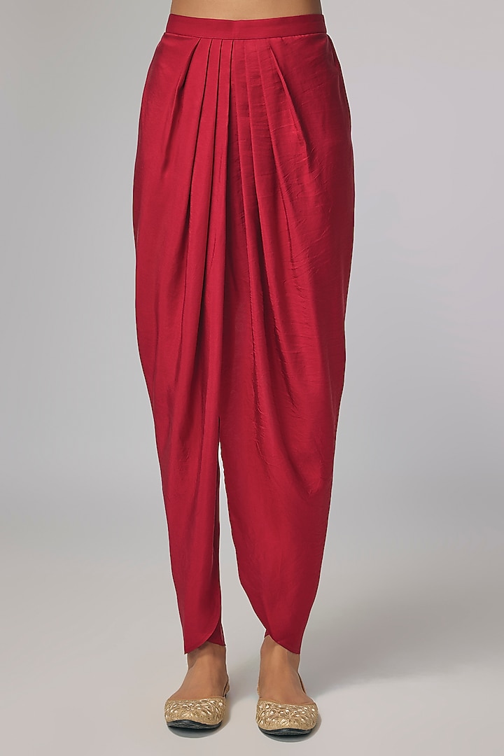 Red Silk Zardosi Work Kurta Set by Jayanti Reddy at Pernia's Pop Up Shop