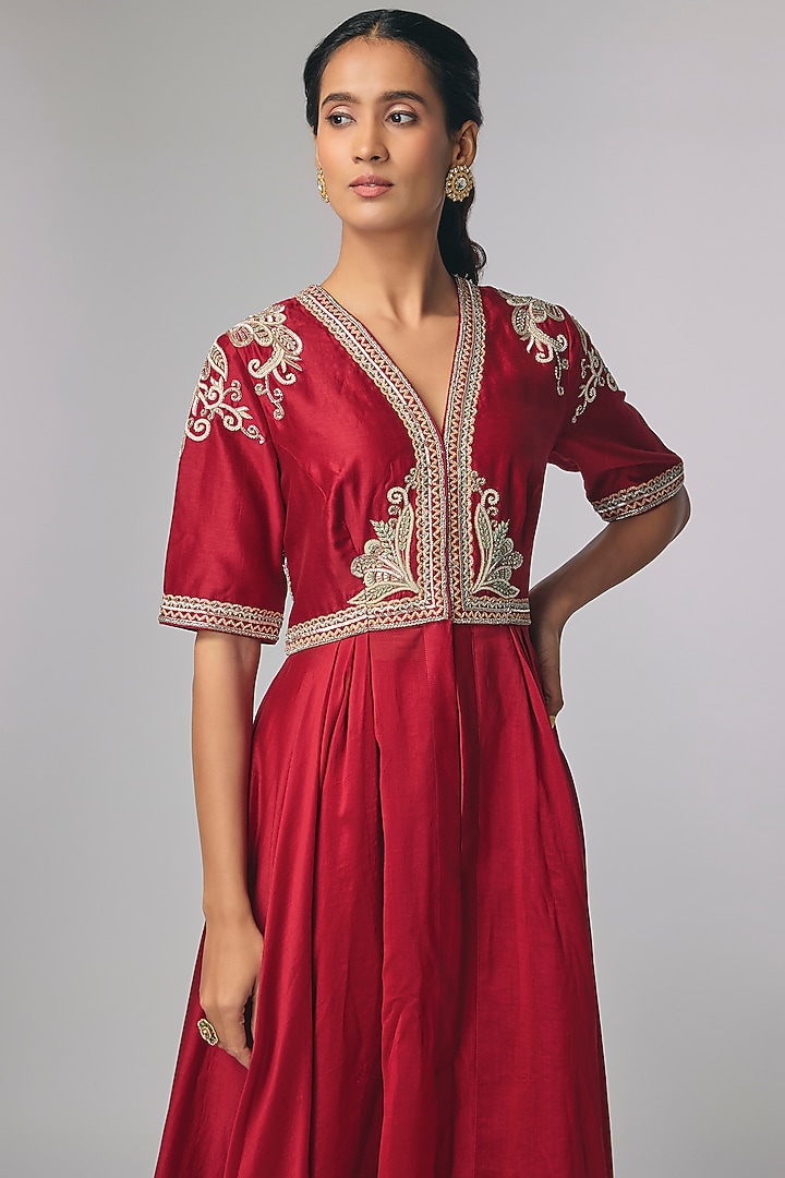 Red Silk Zardosi Work Wedding Anarkali Set by Jayanti Reddy at Pernia's Pop Up Shop