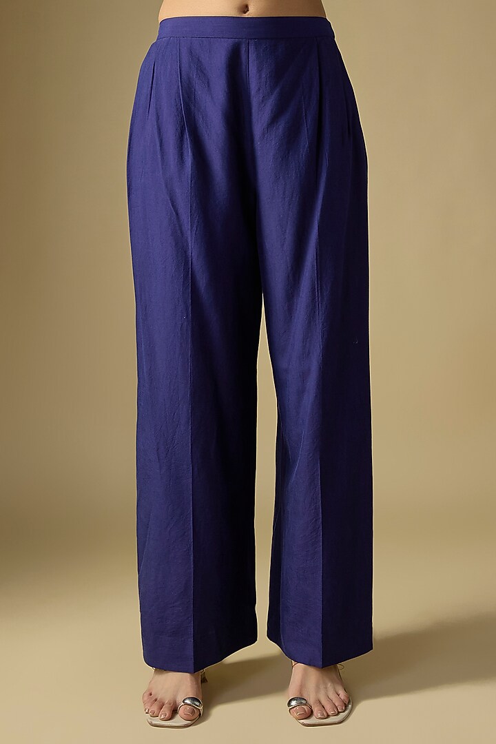 Purple Silk Embroidered Kurta Set by Jayanti Reddy at Pernia's Pop Up Shop