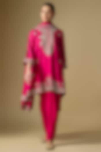 Rani Pink Silk Embroidered Tunic Set by Jayanti Reddy at Pernia's Pop Up Shop