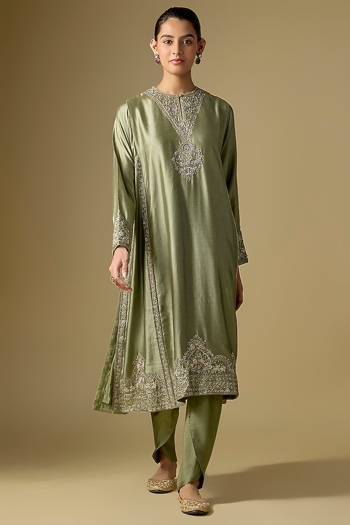 Mint Green Silk Embroidered Kurta Set by Jayanti Reddy at Pernia's Pop Up Shop