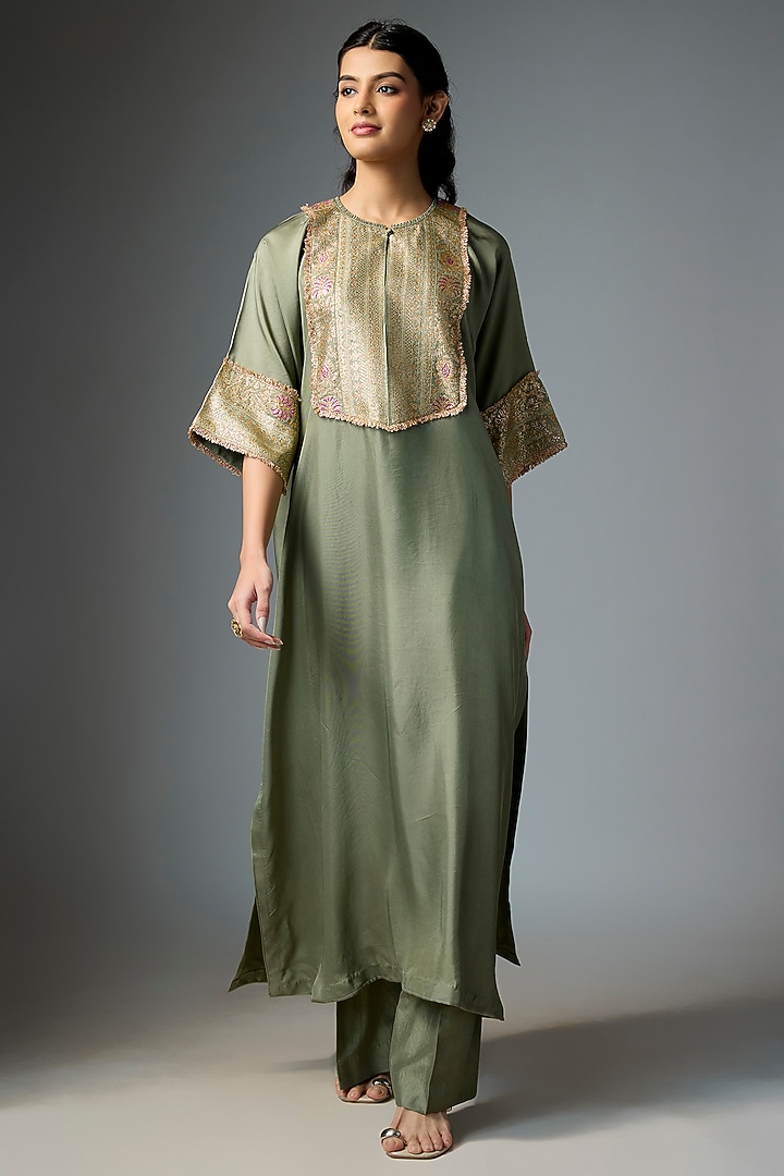 Mint Green Silk Embroidered Kaftan Set by Jayanti Reddy at Pernia's Pop Up Shop
