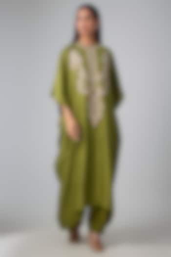 Olive Green Silk Thread Work Kaftan Set by Jayanti Reddy at Pernia's Pop Up Shop
