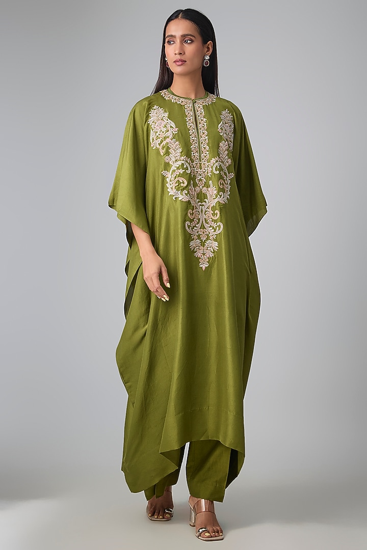 Olive Green Silk Thread Work Kaftan Set by Jayanti Reddy at Pernia's Pop Up Shop