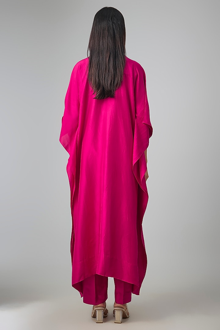 Pink Silk Thread Work Kaftan Set by Jayanti Reddy at Pernia's Pop Up Shop