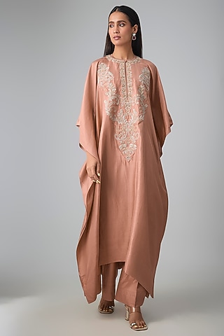 Peach Silk Thread Work Kaftan Set by Jayanti Reddy