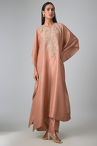 Peach Silk Thread Work Kaftan Set by Jayanti Reddy
