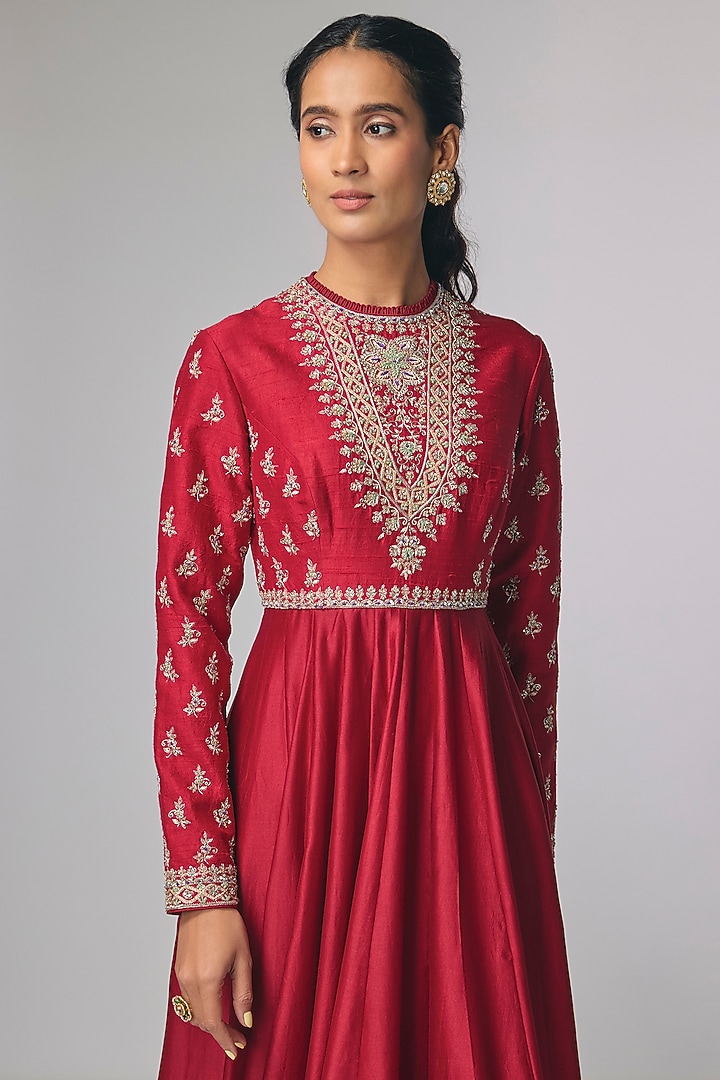 Red Raw Silk & Silk Zardosi Work Bridal Anarkali by Jayanti Reddy at Pernia's Pop Up Shop