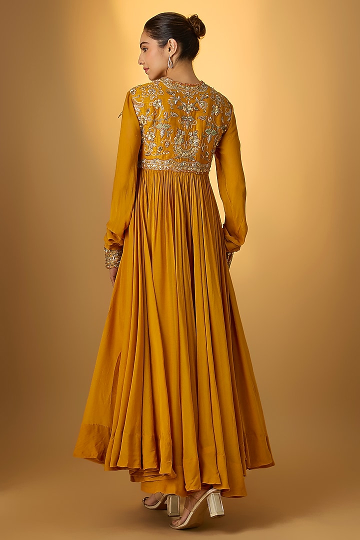 Mango Yellow Raw Silk & Chiffon Zardosi Embroidered Bridal Anarkali Set by Jayanti Reddy at Pernia's Pop Up Shop