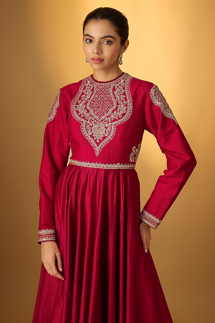 Red Raw Silk & Chiffon Zardosi Embroidered Wedding Anarkali by Jayanti Reddy at Pernia's Pop Up Shop