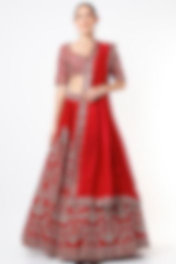 Cadmium Red Raw Silk Embroidered Bridal Lehenga Set by Jayanti Reddy at Pernia's Pop Up Shop