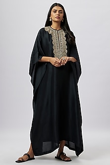 product-color-Black