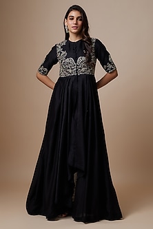 product-color-Black