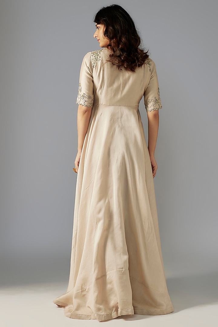 Ivory Silk Zari Embroidered Wedding Anarkali Set by Jayanti Reddy at Pernia's Pop Up Shop