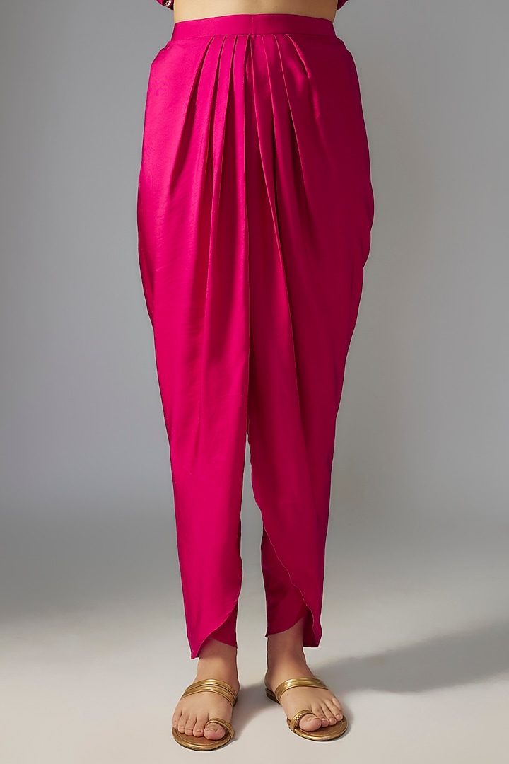 Pink Silk Zari Embroidered Kurta Set by Jayanti Reddy at Pernia's Pop Up Shop