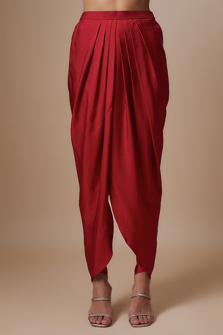 Red Silk Zari Embroidered Kurta Set by Jayanti Reddy at Pernia's Pop Up Shop