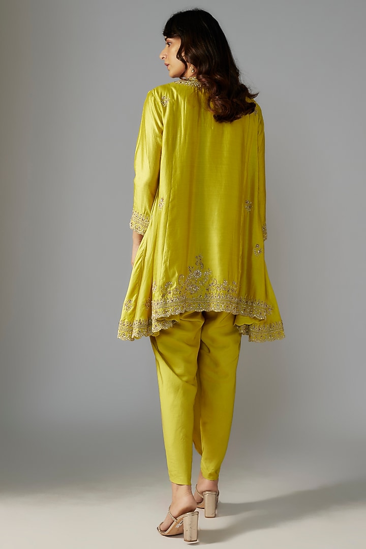 Lime Green Silk Zari Embroidered Kurta Set by Jayanti Reddy at Pernia's Pop Up Shop