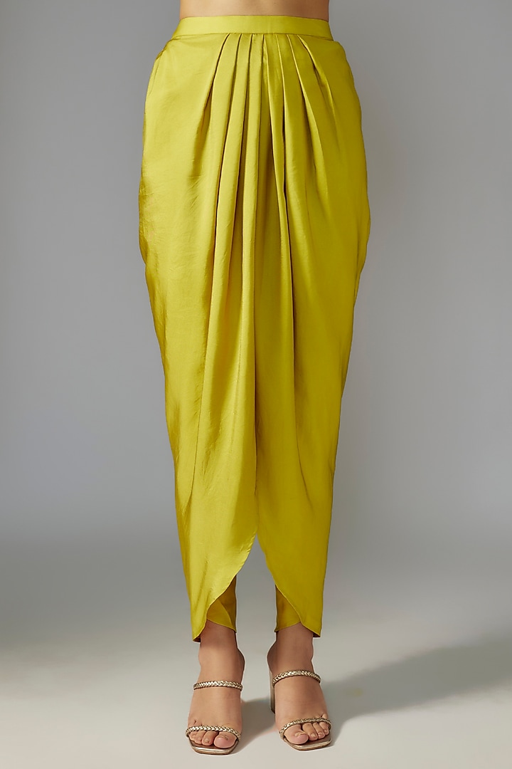 Lime Green Silk Zari Embroidered Kurta Set by Jayanti Reddy at Pernia's Pop Up Shop