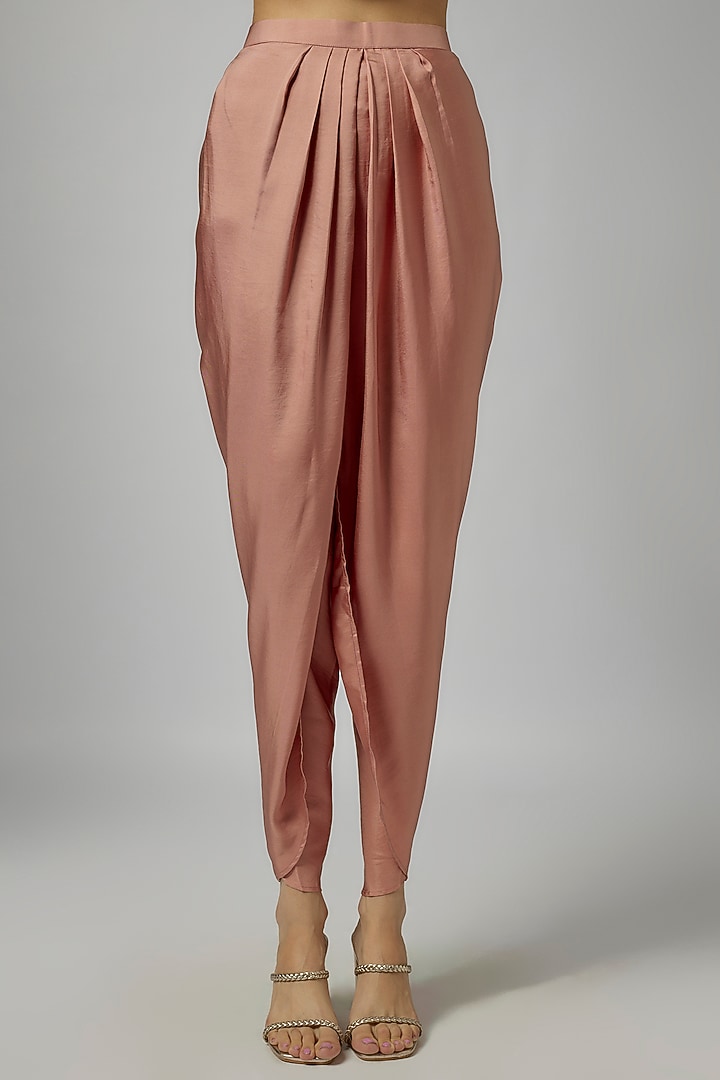 Peach Silk Embroidered Cape Set by Jayanti Reddy at Pernia's Pop Up Shop